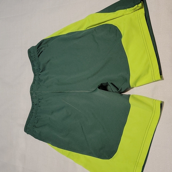 Nike dri-fit green basketball shorts men's medium - Picture 4 of 6